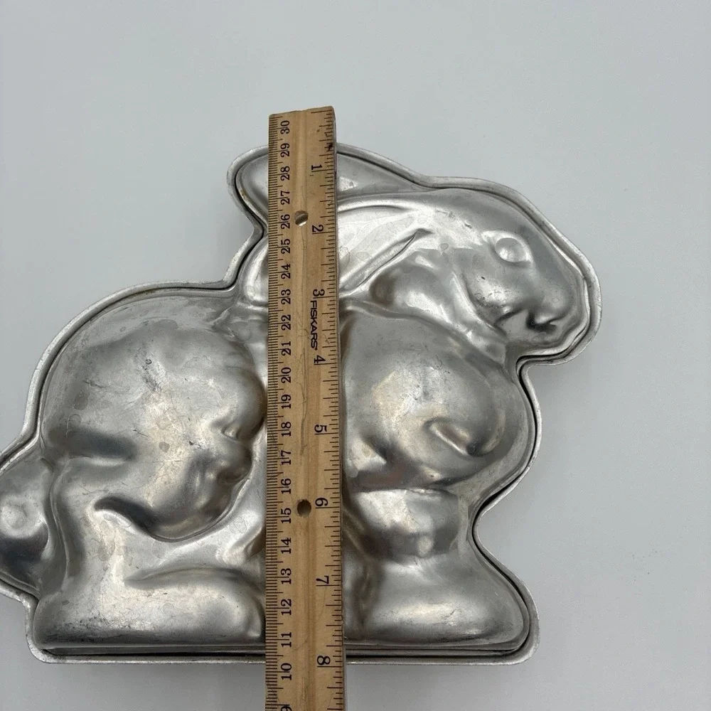 Vintage Aluminum Standing Bunny Rabbit Cake Mold 3D Easter Two Piece Pan 10 Inch